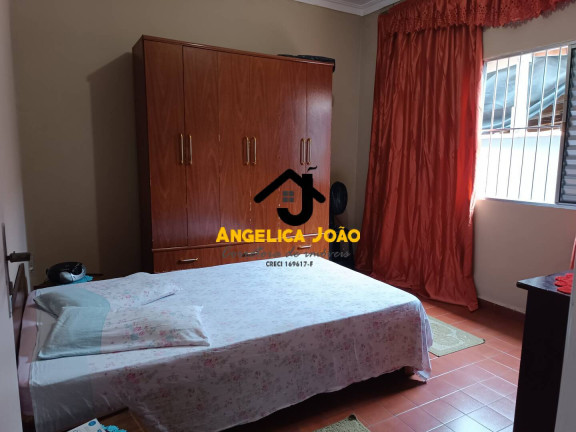 Imagem Casa com 2 Quartos à Venda, 315 m² em Vila Sao Jorge - São Vicente