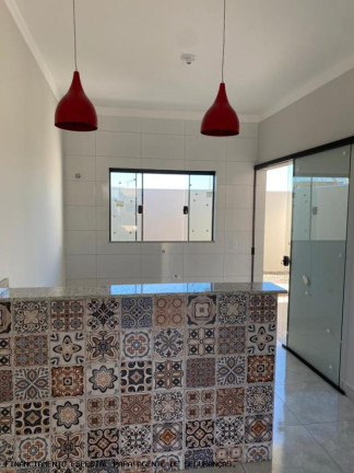 Imagem Casa com 2 Quartos à Venda, 65 m² em Lebron - Sarandi Imagem Casa com 2 Quartos à Venda, 65 m² em Lebron - Sarandi