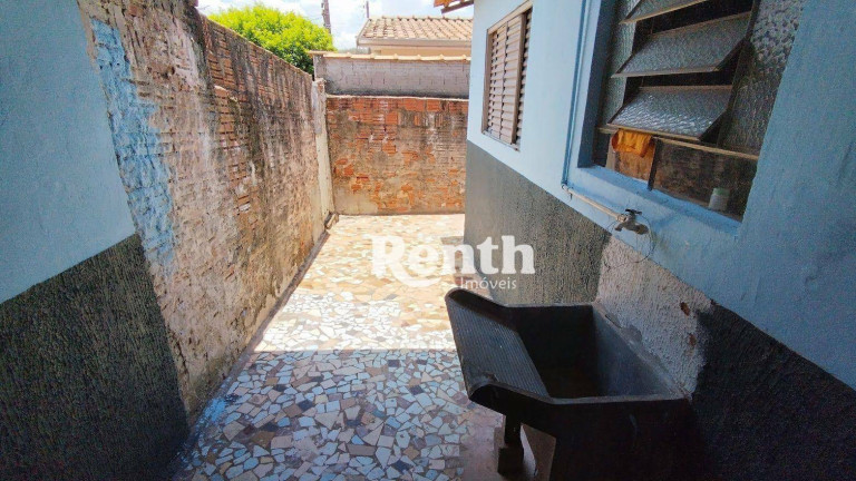 Imagem Casa com 3 Quartos à Venda, 71 m² em Vila Paulista - Rio Claro Imagem Casa com 3 Quartos à Venda, 71 m² em Vila Paulista - Rio Claro