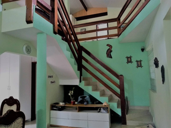 Imagem Sobrado com 5 Quartos à Venda, 180 m² em Massaguaçu - Caraguatatuba Imagem Sobrado com 5 Quartos à Venda, 180 m² em Massaguaçu - Caraguatatuba