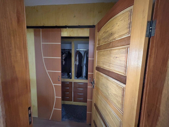 Imagem Sobrado com 5 Quartos à Venda, 300 m² em Vila Do Encontro - São Paulo