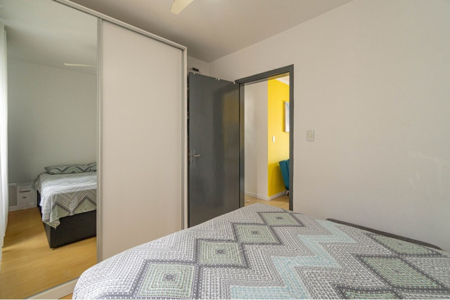 Imagem Apartamento com 1 Quarto à Venda, 44 m² em Menino Deus - Porto Alegre Imagem Apartamento com 1 Quarto à Venda, 44 m² em Menino Deus - Porto Alegre