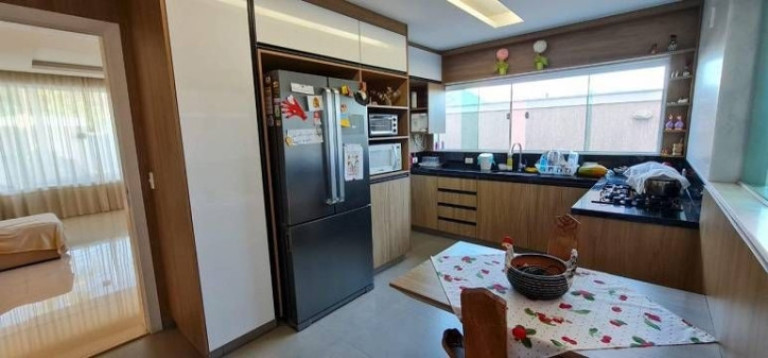 Imagem Casa com 3 Quartos à Venda, 280 m² em Jacarepaguá - Rio De Janeiro
