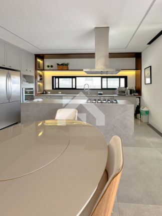Imagem Casa de Condomínio com 6 Quartos à Venda, 1.200 m² em Alphaville - Barueri Imagem Casa de Condomínio com 6 Quartos à Venda, 1.200 m² em Alphaville - Barueri