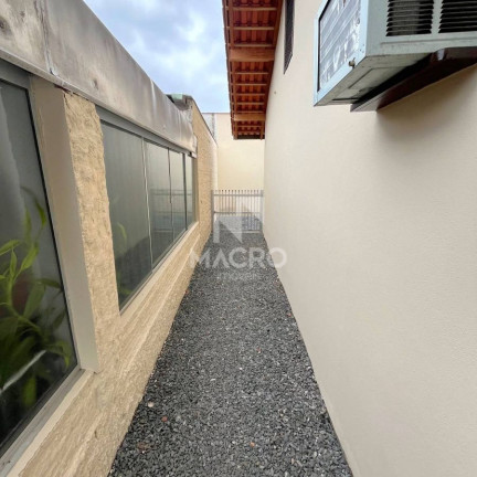 Imagem Casa com 3 Quartos à Venda, 132 m² em Centro - Jaraguá Do Sul Imagem Casa com 3 Quartos à Venda, 132 m² em Centro - Jaraguá Do Sul