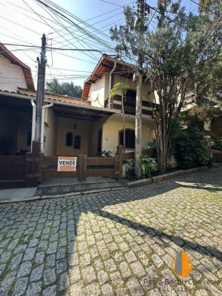 Imagem Casa com 2 Quartos à Venda, 121 m² em Centro - Maricá Imagem Casa com 2 Quartos à Venda, 121 m² em Centro - Maricá