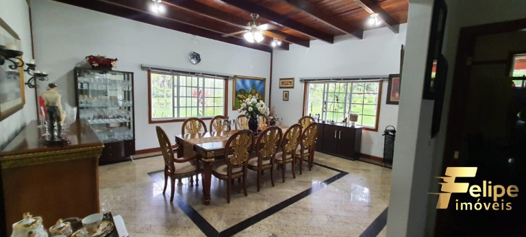 Imagem Imóvel com 8 Quartos à Venda, 60.000 m² em Timbuí - Timbuí