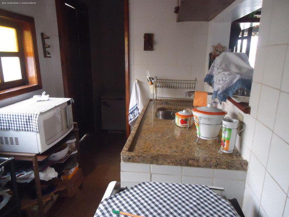 Imagem Casa com 3 Quartos à Venda, 1.452 m² em Vale Feliz - Niterói Imagem Casa com 3 Quartos à Venda, 1.452 m² em Vale Feliz - Niterói