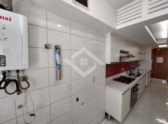 Imagem Apartamento com 3 Quartos à Venda, 225 m² em Campo Grande - Rio De Janeiro