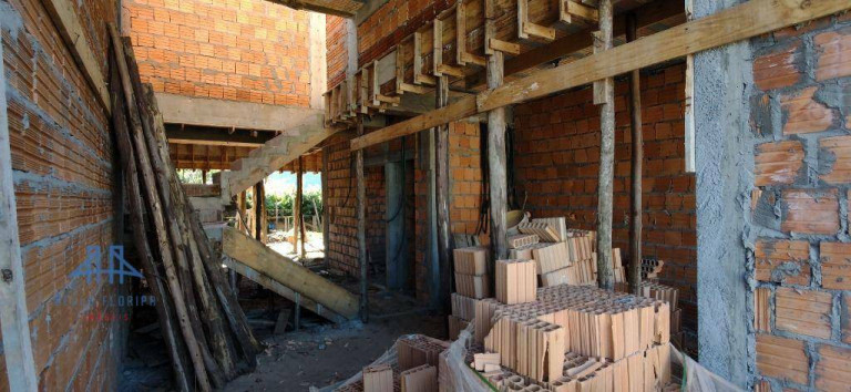 Imagem Casa com 3 Quartos à Venda, 179 m² em Lagoa Da Conceição - Florianópolis Imagem Casa com 3 Quartos à Venda, 179 m² em Lagoa Da Conceição - Florianópolis