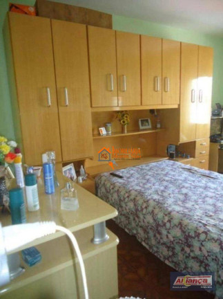 Imagem Sobrado com 3 Quartos à Venda, 191 m² em Jardim Presidente Dutra - Guarulhos Imagem Sobrado com 3 Quartos à Venda, 191 m² em Jardim Presidente Dutra - Guarulhos