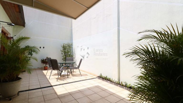 Imagem Casa com 3 Quartos à Venda, 181 m² em Parque Jabaquara - São Paulo Imagem Casa com 3 Quartos à Venda, 181 m² em Parque Jabaquara - São Paulo