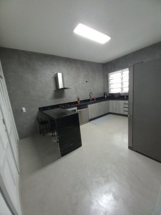 Imagem Imóvel com 6 Quartos à Venda, 300 m² em Pitangueiras - Guarujá Imagem Imóvel com 6 Quartos à Venda, 300 m² em Pitangueiras - Guarujá