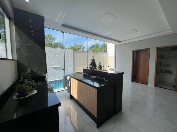 Imagem Casa com 3 Quartos à Venda, 240 m² em São João Do Rio Vermelho - Florianópolis