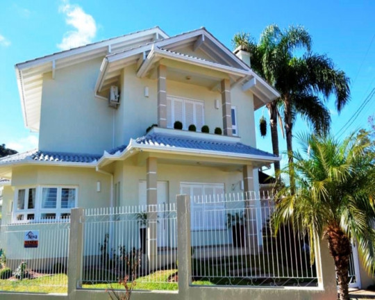 Imagem Imóvel com 4 Quartos à Venda, 234 m² em Pousada Da Neve - Nova Petrópolis Imagem Imóvel com 4 Quartos à Venda, 234 m² em Pousada Da Neve - Nova Petrópolis