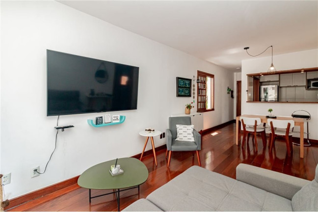 Imagem Apartamento com 2 Quartos à Venda, 117 m² em Moinhos De Vento - Porto Alegre