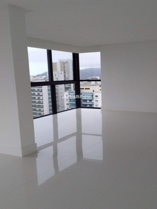Imagem Imóvel com 3 Quartos à Venda, 122 m² em Centro - Balneário Camboriú Imagem Imóvel com 3 Quartos à Venda, 122 m² em Centro - Balneário Camboriú