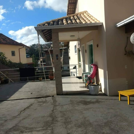 Imagem Casa com 4 Quartos à Venda, em Perisse - Nova Friburgo Imagem Casa com 4 Quartos à Venda, em Perisse - Nova Friburgo