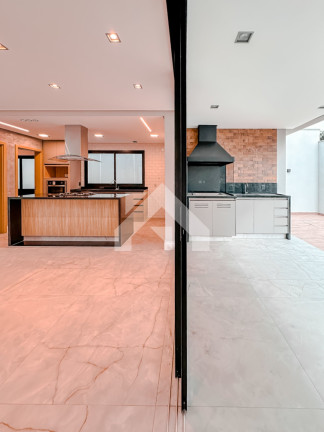 Imagem Casa de Condomínio com 3 Quartos à Venda, 212 m² em Suru - Santana De Parnaíba Imagem Casa de Condomínio com 3 Quartos à Venda, 212 m² em Suru - Santana De Parnaíba