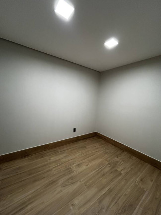 Imagem Casa com 4 Quartos à Venda, 240 m² em Centro - Tangará Da Serra Imagem Casa com 4 Quartos à Venda, 240 m² em Centro - Tangará Da Serra