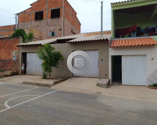 Imagem Casa com 3 Quartos à Venda, 200 m² em Novo Delfino - Montes Claros Imagem Casa com 3 Quartos à Venda, 200 m² em Novo Delfino - Montes Claros