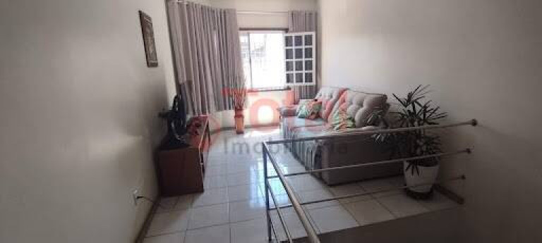 Imagem Casa com 3 Quartos à Venda, 300 m² em Centro - Coronel Fabriciano Imagem Casa com 3 Quartos à Venda, 300 m² em Centro - Coronel Fabriciano
