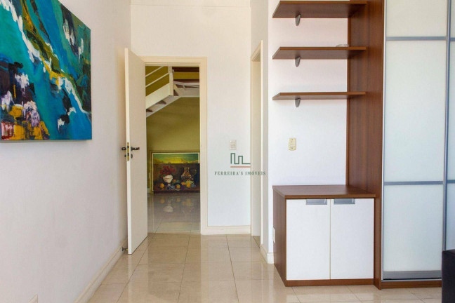 Imagem Casa com 4 Quartos à Venda, 493 m² em Charitas - Niterói Imagem Casa com 4 Quartos à Venda, 493 m² em Charitas - Niterói