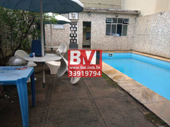 Imagem Casa com 3 Quartos à Venda, 250 m² em Vila Kosmos - Rio De Janeiro