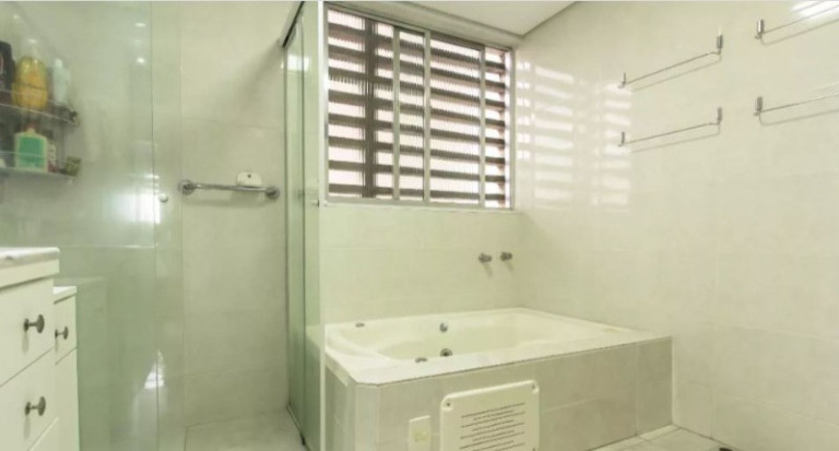 Imagem Imóvel com 3 Quartos à Venda, 128 m² em Itaim Bibi - São Paulo Imagem Imóvel com 3 Quartos à Venda, 128 m² em Itaim Bibi - São Paulo