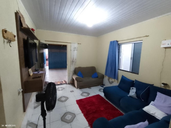 Imagem Casa com 3 Quartos à Venda, 200 m² em Jardim Santana - Porto Velho Imagem Casa com 3 Quartos à Venda, 200 m² em Jardim Santana - Porto Velho