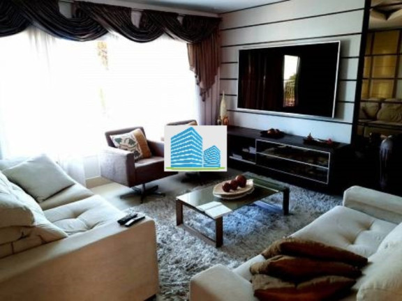 Imagem Casa com 4 Quartos à Venda, 250 m² em Alto Petrópolis - Porto Alegre Imagem Casa com 4 Quartos à Venda, 250 m² em Alto Petrópolis - Porto Alegre