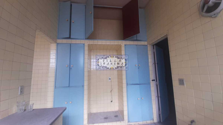 Imagem Imóvel com 6 Quartos à Venda, 242 m² em Santa Teresa - Rio De Janeiro Imagem Imóvel com 6 Quartos à Venda, 242 m² em Santa Teresa - Rio De Janeiro