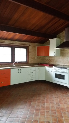 Imagem Casa com 3 Quartos para Alugar, 200 m² em Caxito - Maricá Imagem Casa com 3 Quartos para Alugar, 200 m² em Caxito - Maricá