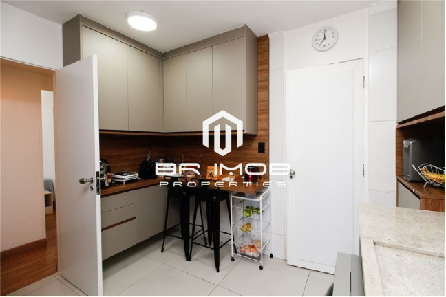 Imagem Imóvel com 4 Quartos à Venda, 138 m² em Aclimação - São Paulo