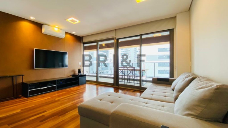 Apartamento com 1 Quarto à Venda ou Locação, 65 m² em Brooklin  - São Paulo