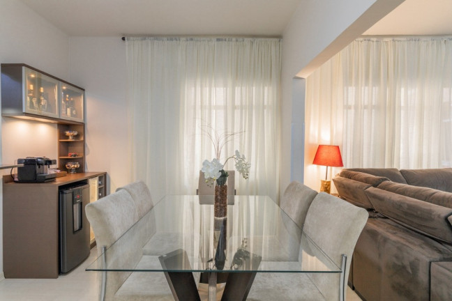 Imagem Apartamento com 3 Quartos à Venda, 117 m² em Cidade Baixa - Porto Alegre Imagem Apartamento com 3 Quartos à Venda, 117 m² em Cidade Baixa - Porto Alegre