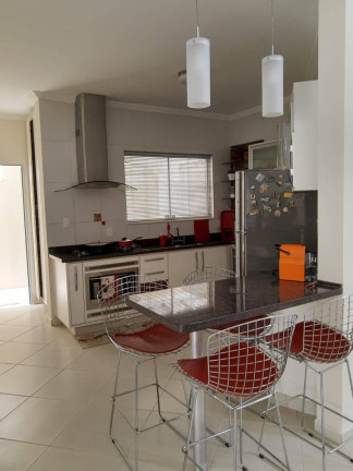 Imagem Casa com 3 Quartos à Venda, 275 m² em Loteamento Residencial Campos Do Conde Ii - Tremembé Imagem Casa com 3 Quartos à Venda, 275 m² em Loteamento Residencial Campos Do Conde Ii - Tremembé