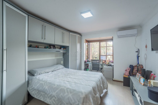 Imagem Casa de Condomínio com 4 Quartos à Venda, 205 m² Imagem Casa de Condomínio com 4 Quartos à Venda, 205 m²