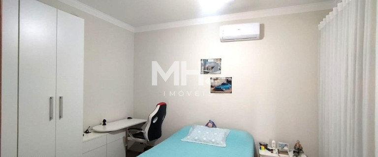 Imagem Casa de Condomínio com 3 Quartos à Venda, 223 m² em Residencial Real Parque Sumaré - Sumaré Imagem Casa de Condomínio com 3 Quartos à Venda, 223 m² em Residencial Real Parque Sumaré - Sumaré