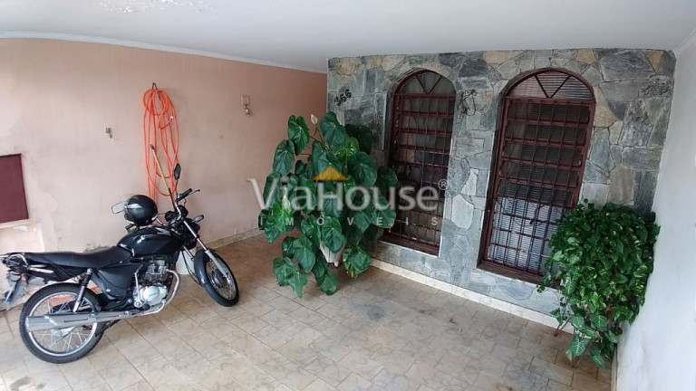 Casa com 3 Quartos à Venda, 185 m² em Sumarezinho - Ribeirão Preto