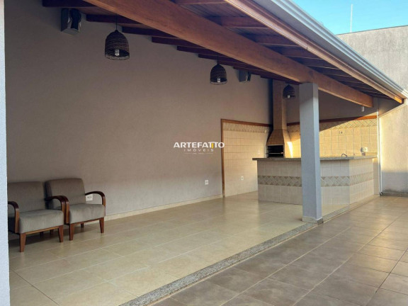 Imagem Casa com 3 Quartos à Venda, 238 m² Imagem Casa com 3 Quartos à Venda, 238 m²