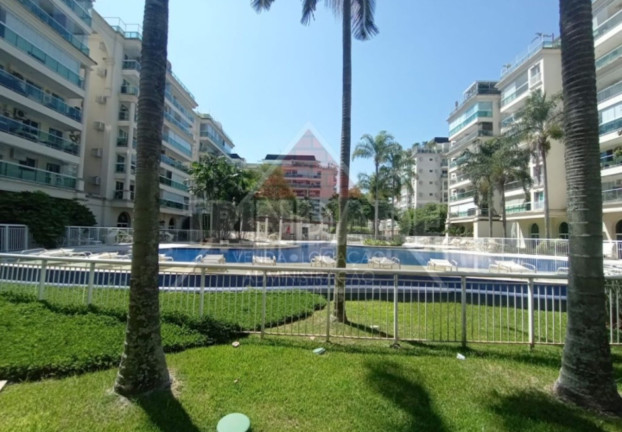 Imagem Imóvel com 4 Quartos à Venda, 200 m² em Barra Da Tijuca - Rio De Janeiro Imagem Imóvel com 4 Quartos à Venda, 200 m² em Barra Da Tijuca - Rio De Janeiro