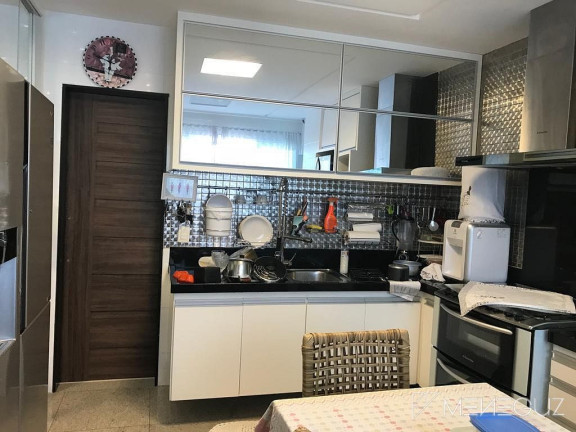 Imagem Apartamento com 4 Quartos à Venda, 180 m² em Centro - Guarapari