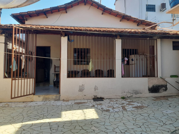 Imagem Casa com 4 Quartos à Venda, 441 m² em Centro - Luziânia Imagem Casa com 4 Quartos à Venda, 441 m² em Centro - Luziânia