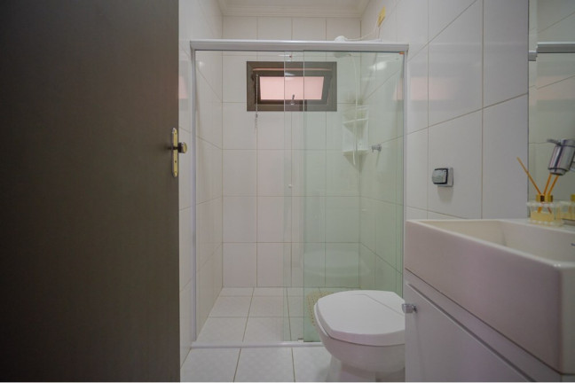 Imagem Casa com 4 Quartos à Venda, 188 m² em Centro - Osasco Imagem Casa com 4 Quartos à Venda, 188 m² em Centro - Osasco