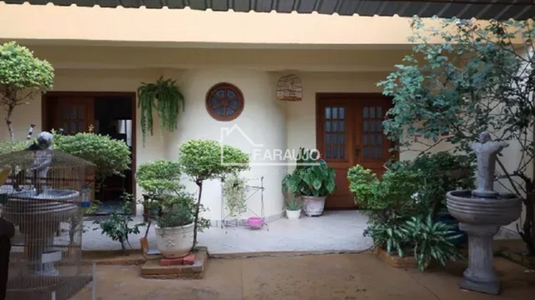 Sobrado com 3 Quartos à Venda, 200 m² em Wanel Ville - Sorocaba