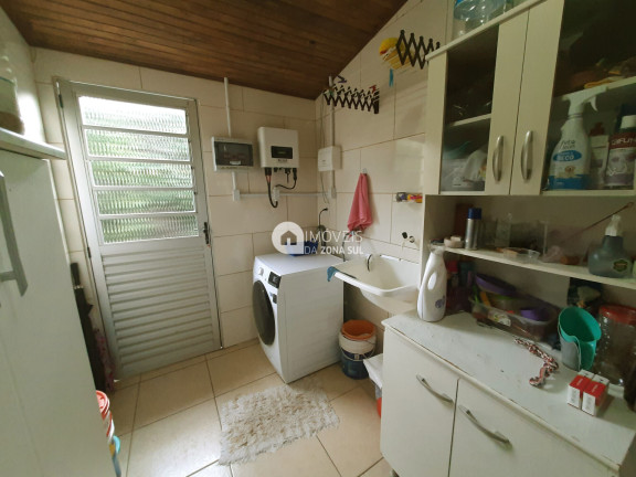 Imagem Imóvel com 2 Quartos à Venda, 1.640 m² Imagem Imóvel com 2 Quartos à Venda, 1.640 m²