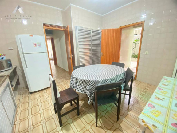 Imagem Sobrado com 6 Quartos à Venda, 194 m² em Centro - Mongagua Imagem Sobrado com 6 Quartos à Venda, 194 m² em Centro - Mongagua