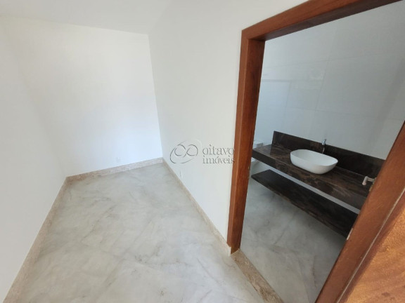 Imagem Casa com 4 Quartos à Venda, em Lagoa - Macaé Imagem Casa com 4 Quartos à Venda, em Lagoa - Macaé