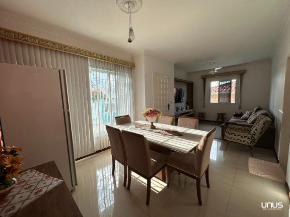 Imagem Casa com 3 Quartos à Venda, 288 m² em Coloninha - Florianópolis Imagem Casa com 3 Quartos à Venda, 288 m² em Coloninha - Florianópolis